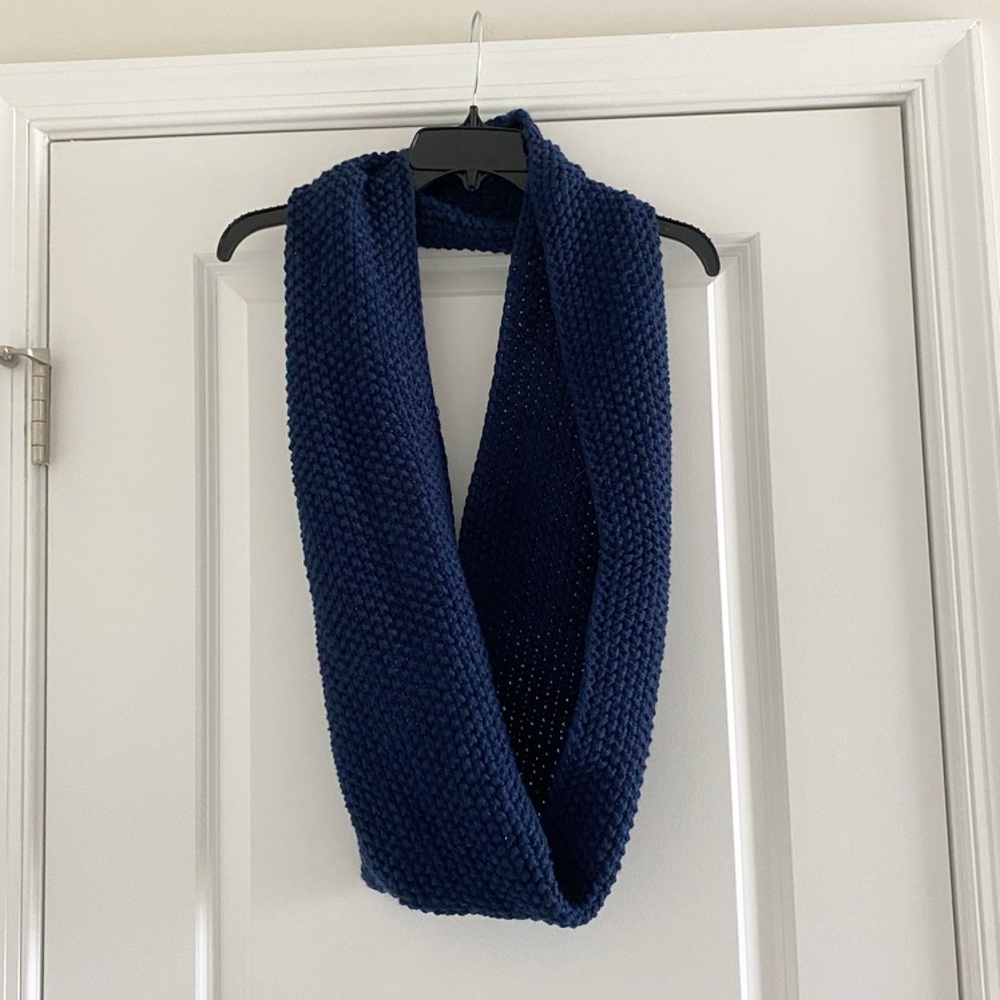 NWOT Navy Blue Infinity Scarf